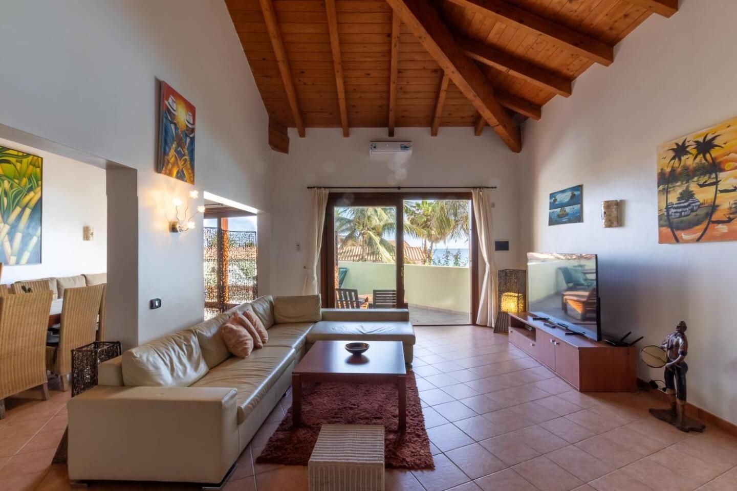 Porto Antigo 1 - Three Bedroom, Pool & Wifi سانتا ماريا المظهر الخارجي الصورة